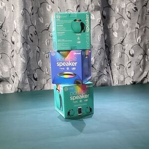 Portable Speaker with LED - Green